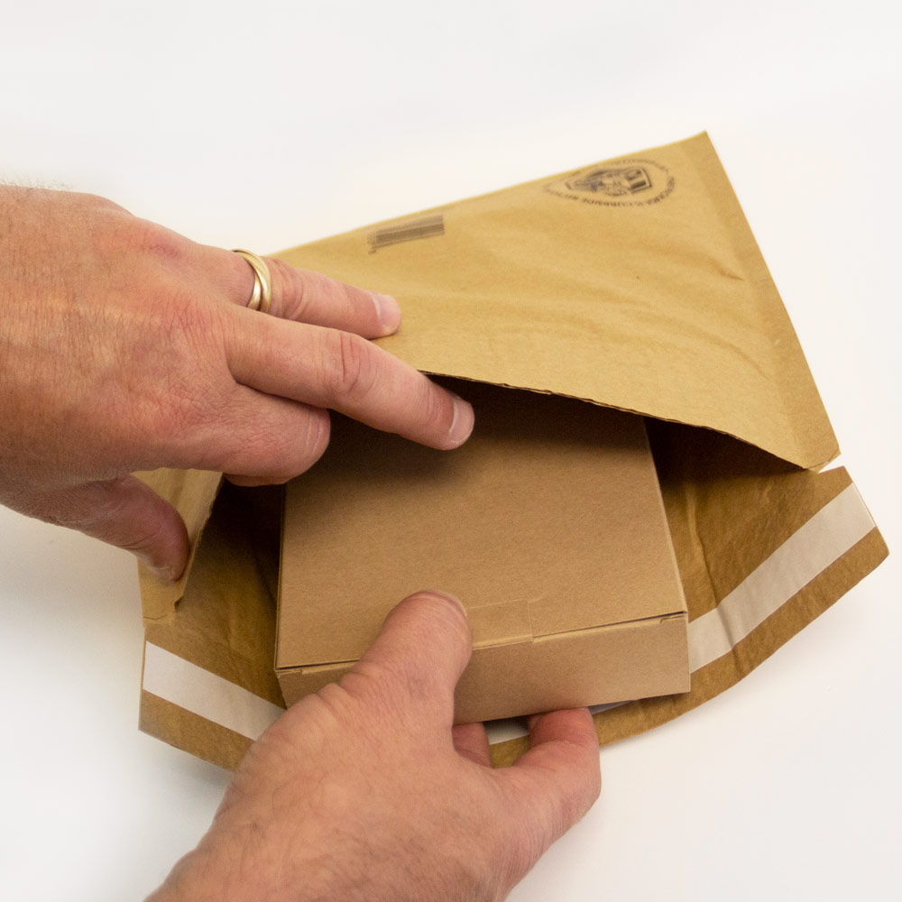 Electric Kraft Paper Honeycomb Core Insulating Cardboard Boxes